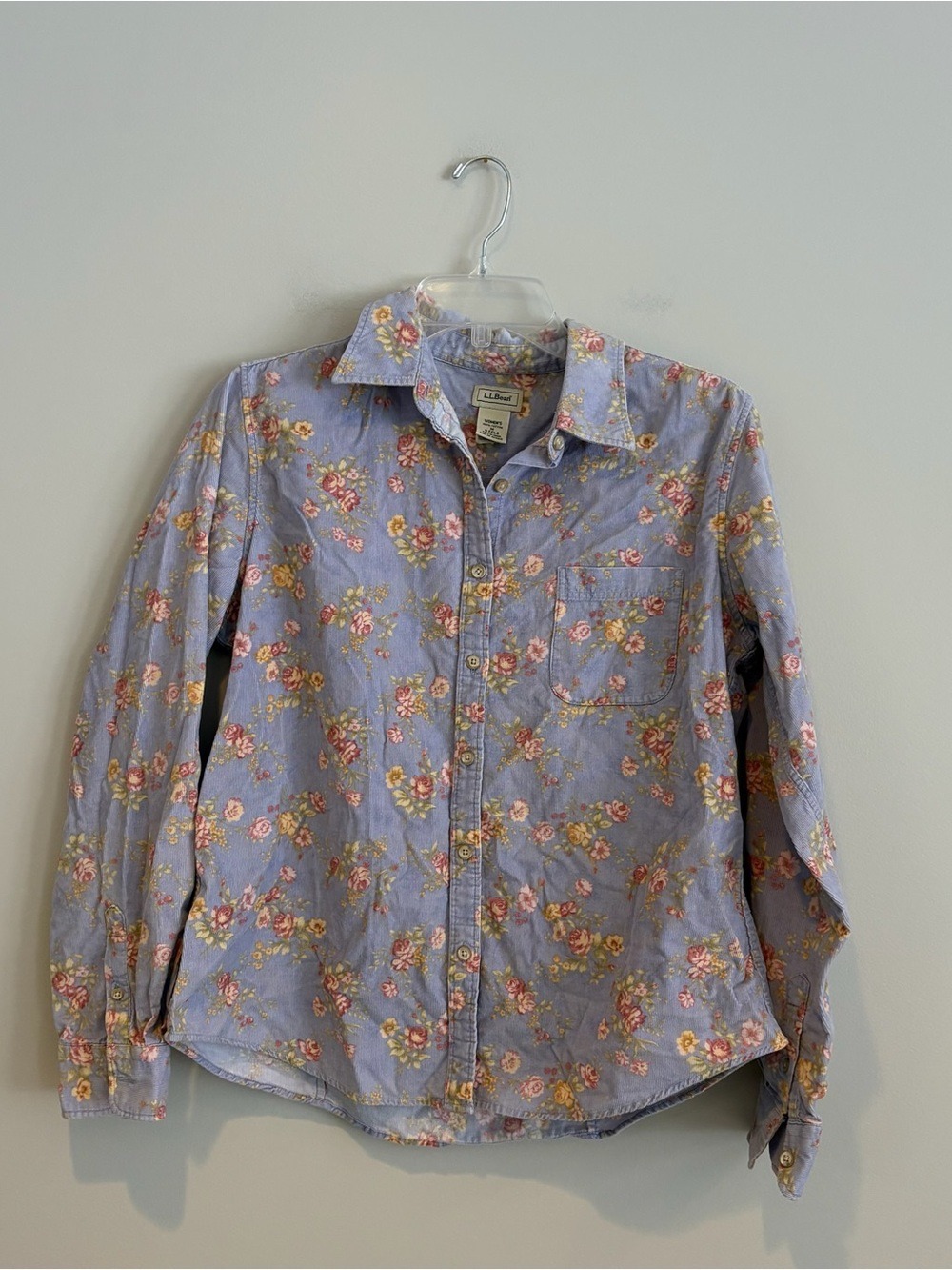 LL Bean Lavender Floral Button-Up Shirt 100% Cotton Size M
